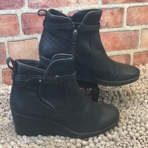 Ugg Black wedge Ankle boots booties